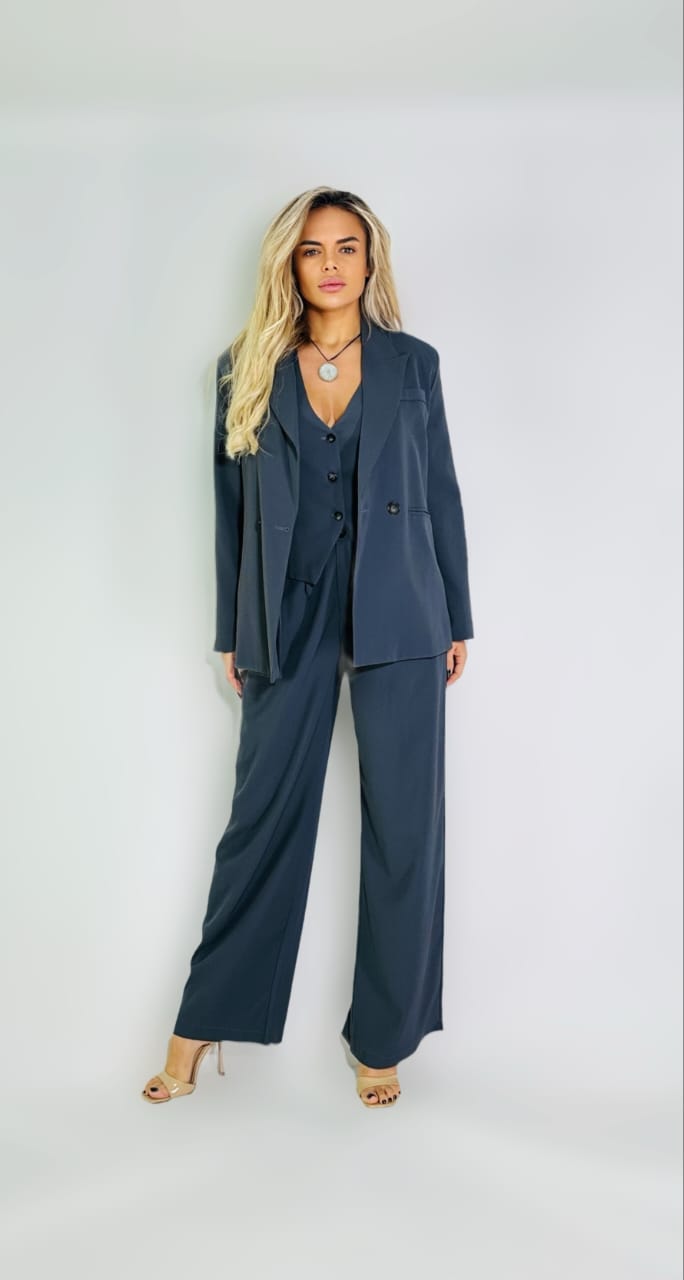 3 pieces suit, size M